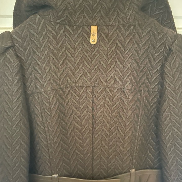 Mackage Coat Cocoa Brown and Black Leather Belt Funnel Collar Size Large - Picture 6 of 11